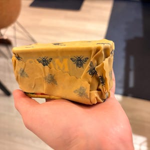 Vi added a photo of their purchase