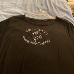 Diseño de bordado de caballo, archivo de patrón de bordado a