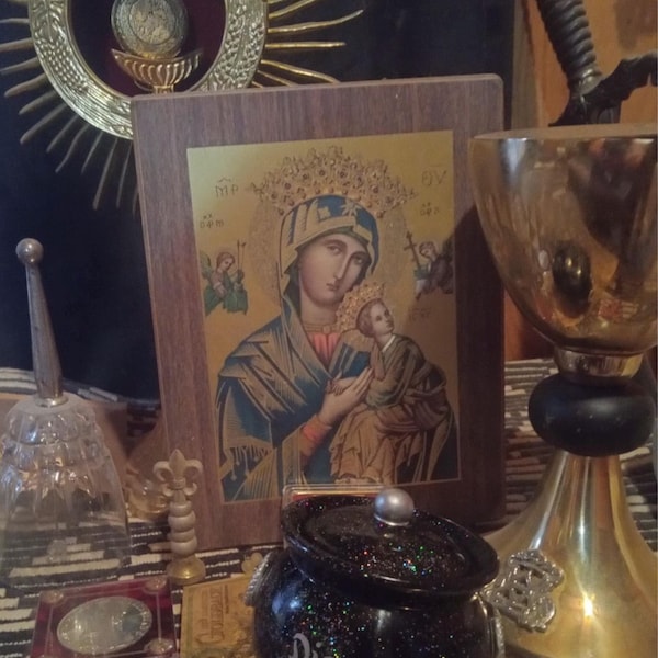 Italian Janarric Sacred Sea Witch Runes by KJ, Hand Painted Sealed ...