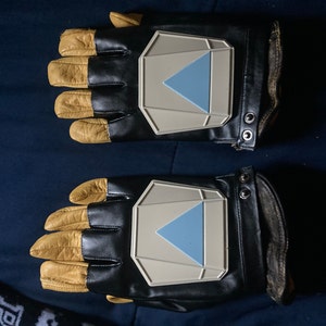 Luis added a photo of their purchase