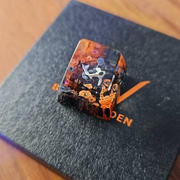 Black Orange Koi Artisan Keycap, Custom Keycaps, Koi Fish Resin Keycap ...