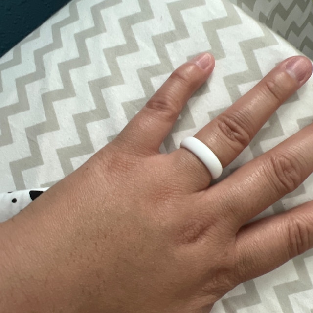 Women's White Silicone Ring 5