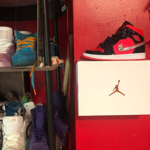 Swarovski Nike Air Jordan 1 Mid SE zapatillas negras y rojas | Etsy España