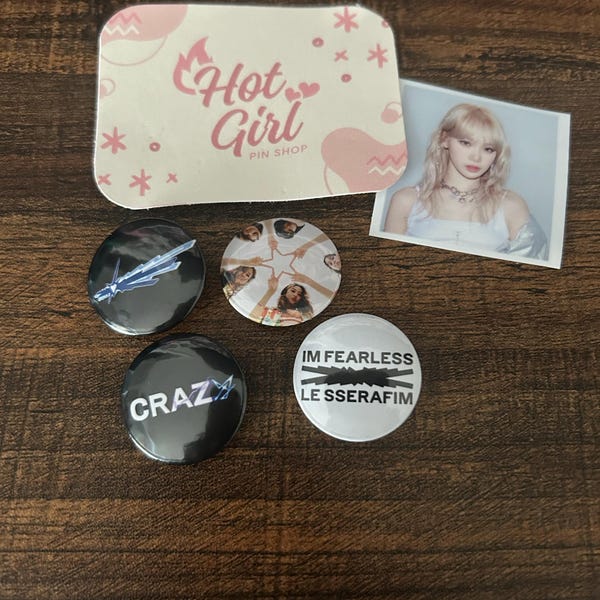 Fanbox Pin KATSEYE 1