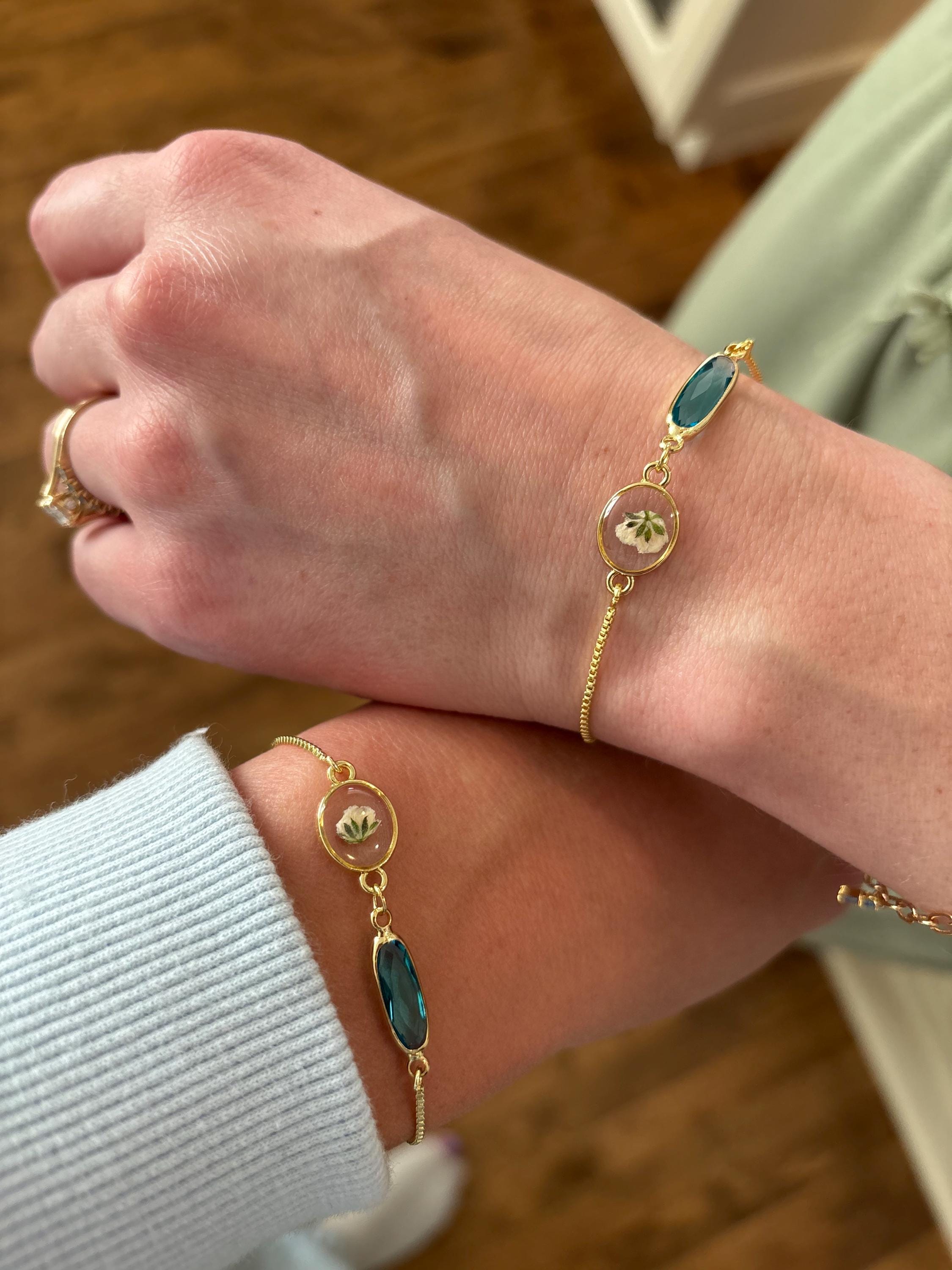 Baby's Breath Bracelet with Birthstone, Custom Birthstone Bracelet, Pressed Flower Bracelet, Miscarriage Gift, Baby Loss, Grieving Mom Gift