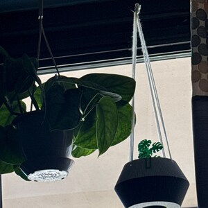 逆さまの植木鉢、ユニークな室内ガーデン用の逆さまプランター、吊り