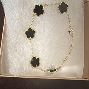 EXQUISITE 18kt Gold Plated Black Onyx 5 Petal Clover Flower