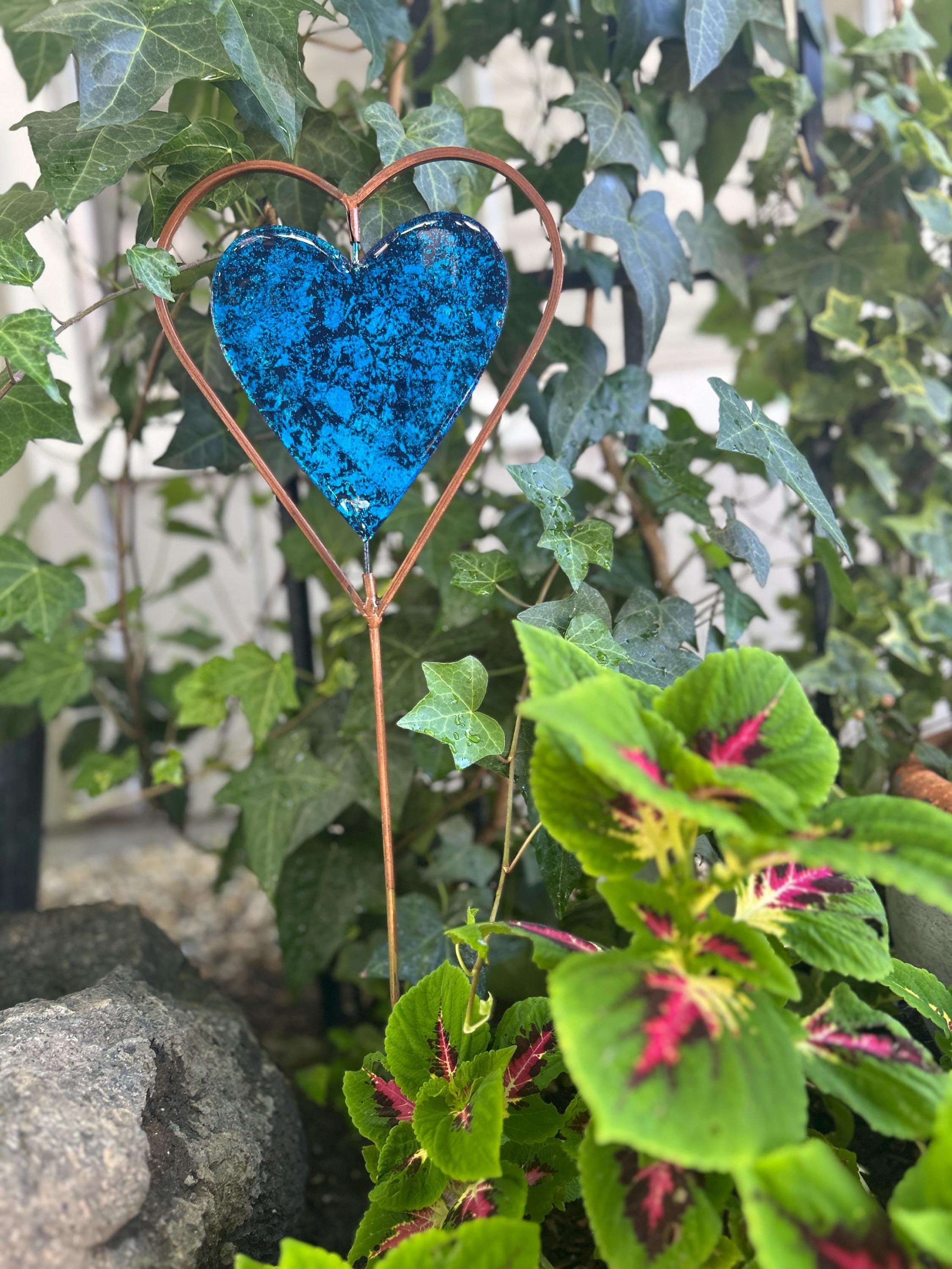 Blue Heart Disc Garden Stake, Plant Stake, Garden Decor, Landscape Stake, Plant Decor, Gardening Tools, Gardener Gift, Gift for Mom, Garden