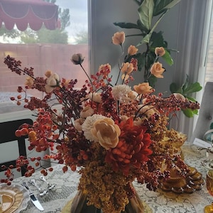 Lessa added a photo of their purchase
