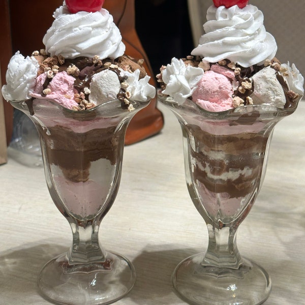 Fake Hot Fudge Sundae Neapolitan Sundae Ice Cream Bar Décor Summer ...