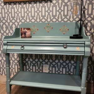 LAURIE added a photo of their purchase