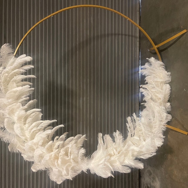 White Ostrich Feathers for centerpieces 12-15 (50 pcs.)