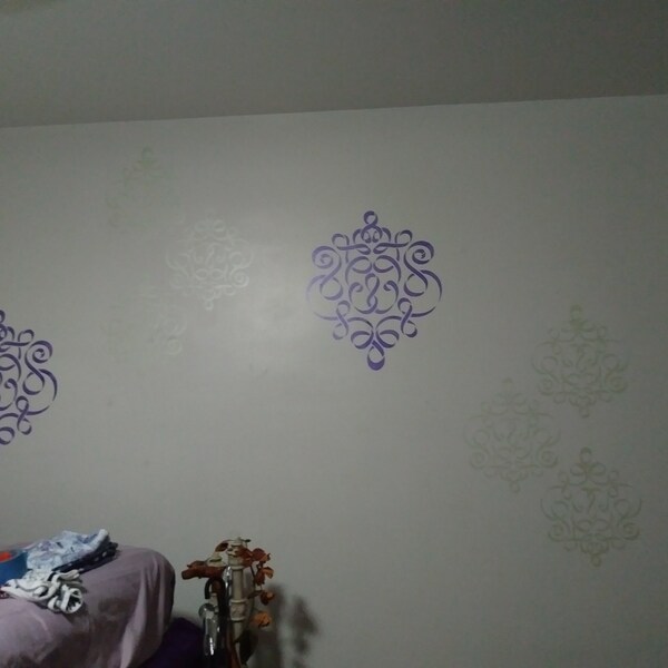Damask Wall Stencil in Modern Ribbon Style for DIY Wallpaper Look - Etsy