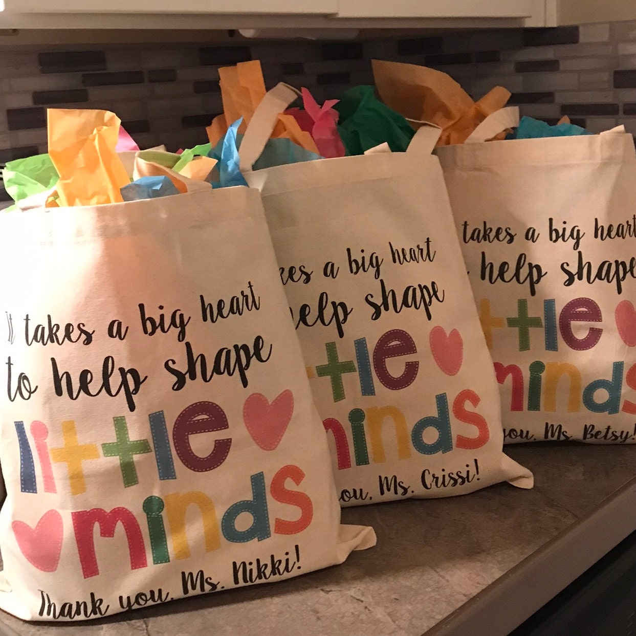 teacher tote bag - adorable teacher tote for kindergarten, first grade - teacher gift big heart to help shape little minds 22MSCL-022-BBag