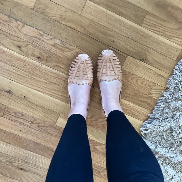 tan huaraches men