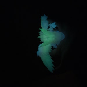 Glowing Axolotl Fidget Toy 3D Printed Articulating Axolotl Glow in the ...