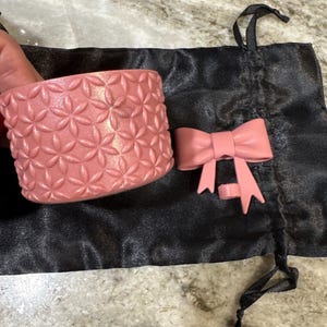 Gwendolyn added a photo of their purchase