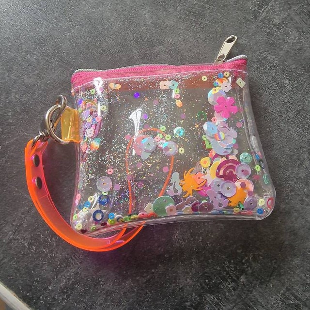 ★送料・関税込★ILLIGO★129 MINI COIN BAG★ Wristlet Coin Pouch, Cute Wallet, Small Money Holder, Card
