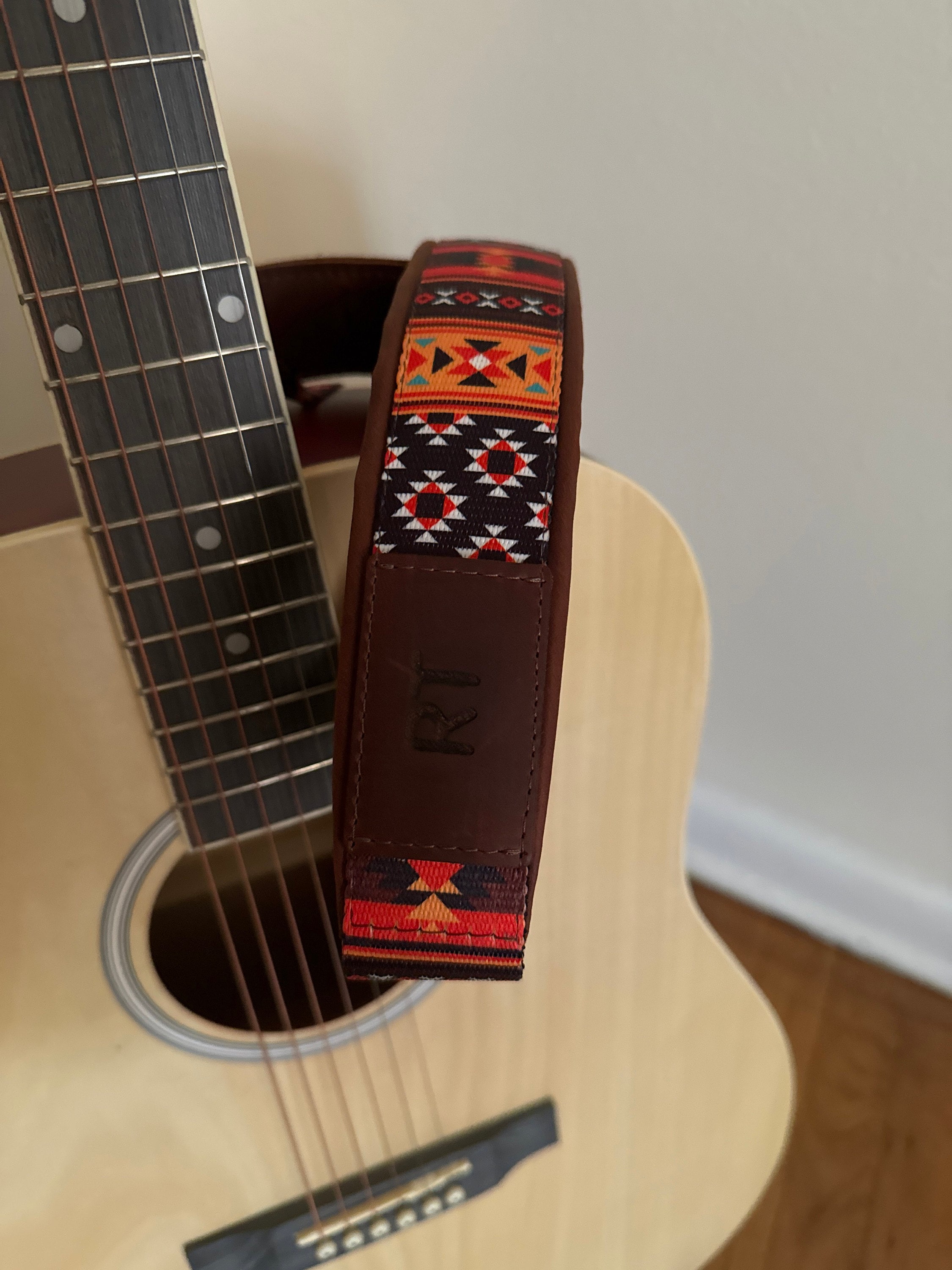 Engraved Leather Guitar Strap, Custom Guitar Strap Acoustic, Crossbody Guitar Strap, Gifts for Guitar Player, Personalized Straps for Guitar