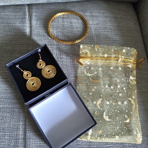 Colombelli added a photo of their purchase