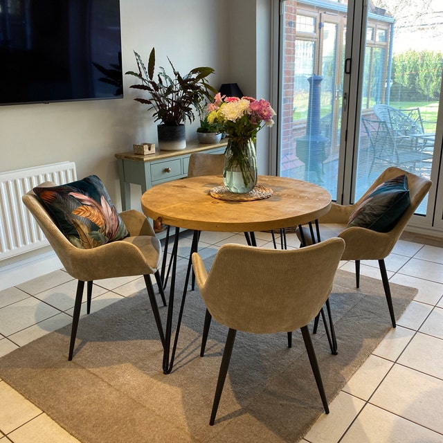  SUSUO Mesa de comedor de estilo industrial de 55 pulgadas, mesa  de comedor rústica de madera maciza con patas de metal, muebles industriales  de oficina en casa : Hogar y Cocina