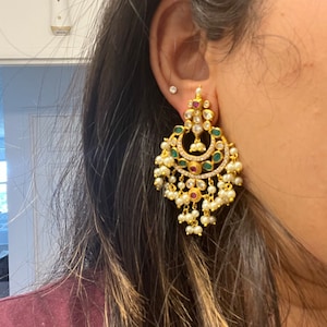 Porno video xotini qizi Porno yulduzi Aletta Okean katta xoroz bilan qora tanli yigit tomonidan becerildi