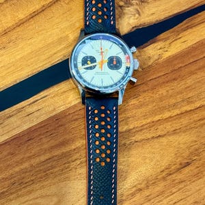 Ross added a photo of their purchase