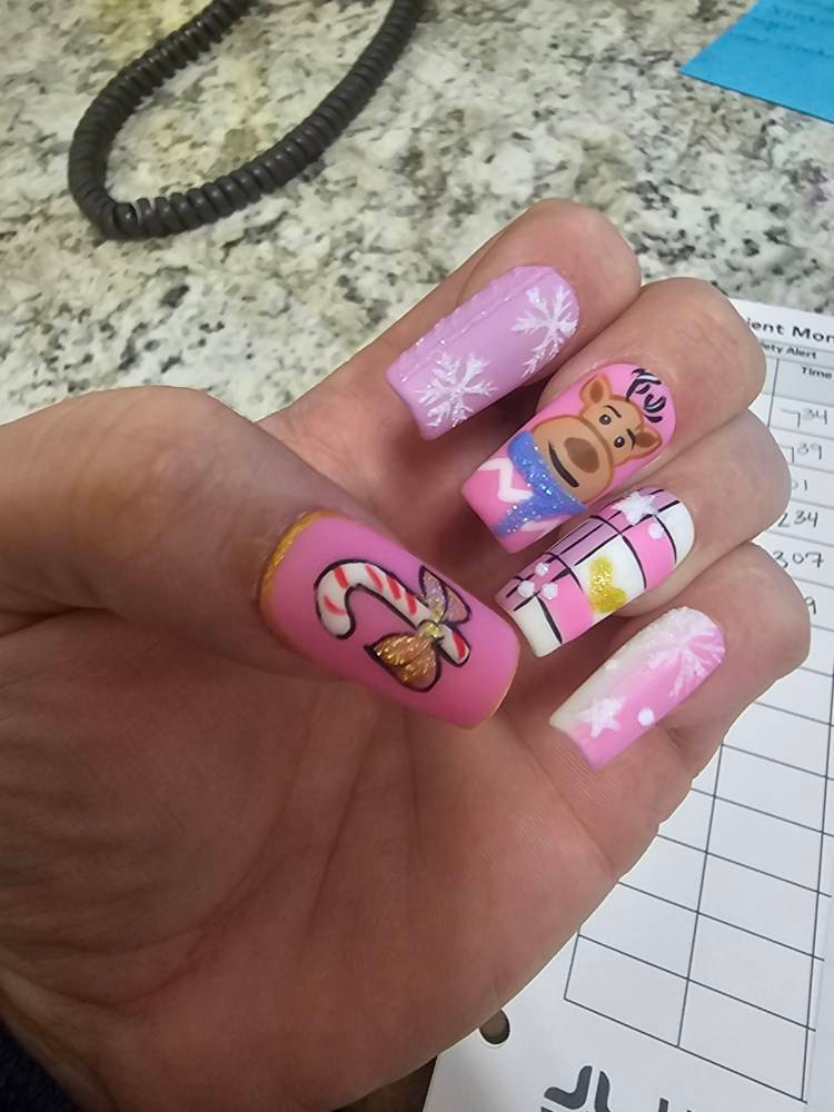 Christmas Reindeer Press On Nails | Pinky Fake Nails | Luxury Stiletto Nail Set | Matte Elegant Gift Nails K174