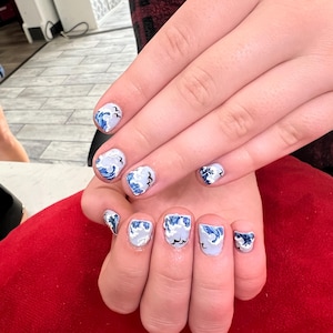 Jen added a photo of their purchase