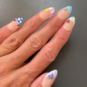 レモンのプレスオンネイル – 手作りの黄色のつけ爪 – 再利用可能な