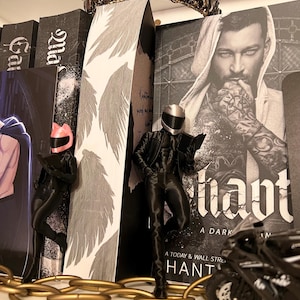 Elle added a photo of their purchase