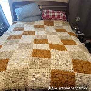 Victoria added a photo of their purchase