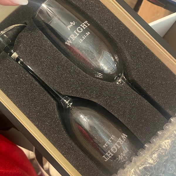 Mr. & Mrs. - Gift Boxed 7 oz Glass Toasting Flute Set main image 0