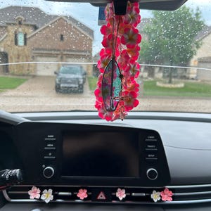 Kaili added a photo of their purchase