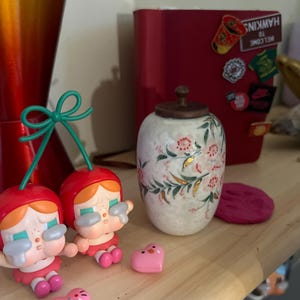 Shyrona added a photo of their purchase