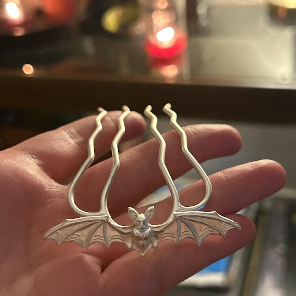 Rhinestone Pearl Angel Wings Design Hair Catcher - Golden (DZ16483)