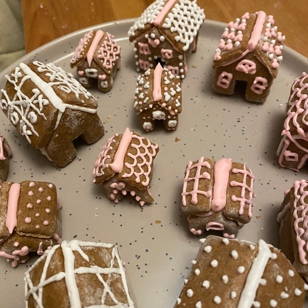 Mini Gingerbread House Cookie Cutter Mug Topper Etsy Mini gingerbread house cookie cutter mug topper etsy