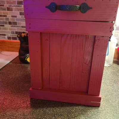 Farmhouse Trash Can, Kitchen Garbage Can, Rustic Trash Bin, Farmhouse Kitchen, Rustic Farmhouse ...