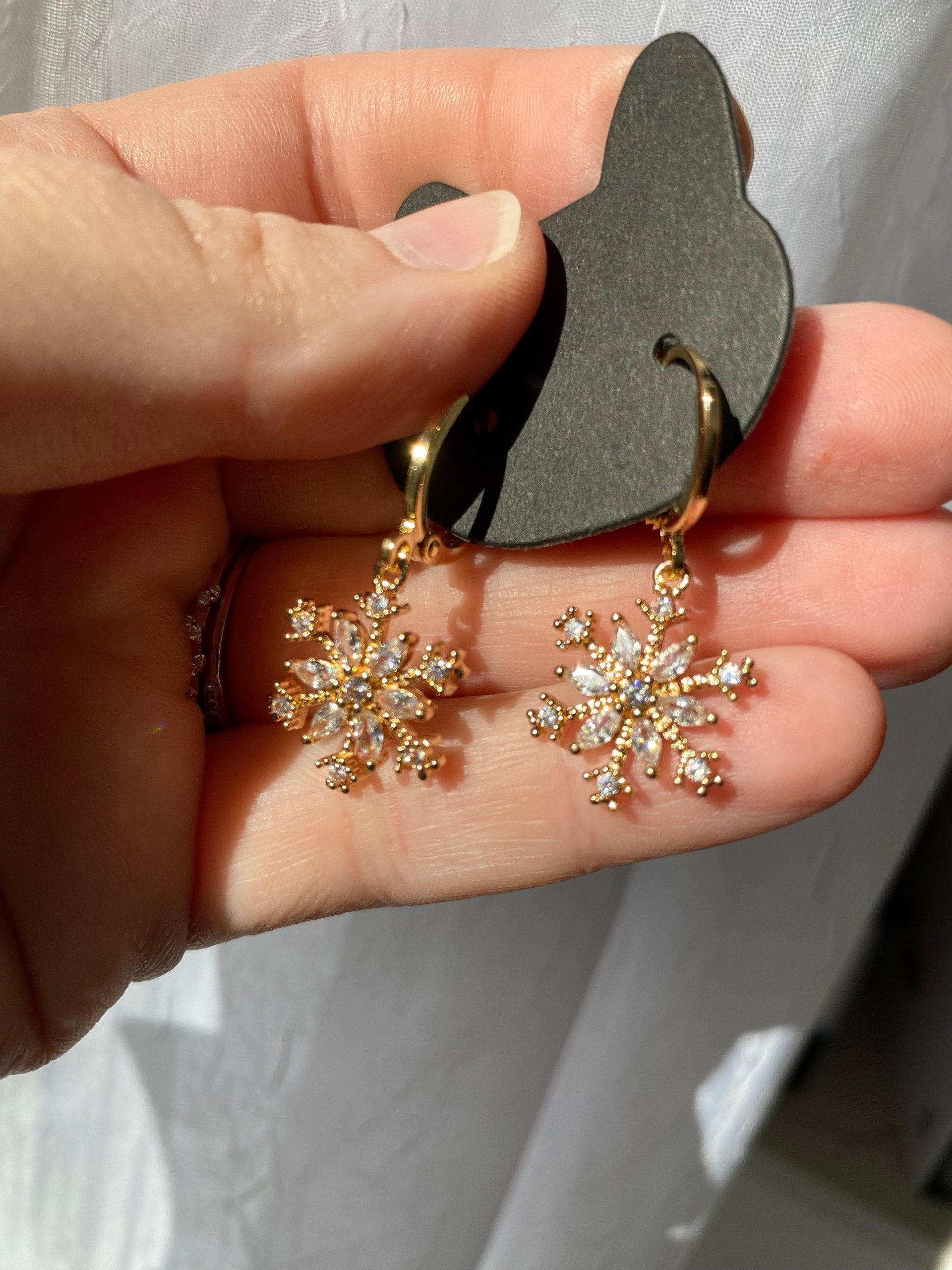 Dainty Snowflake Dangle Earrings