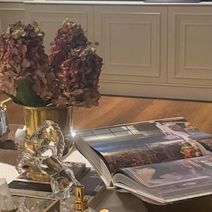 Nouf added a photo of their purchase