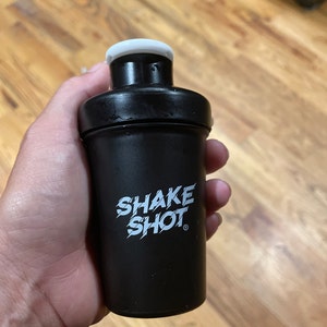 Shake Shot - Black/Red- 4oz Mini Shaker Bottle for Pre Workout, Creatine, &  Small Scoop Supplements …See more Shake Shot - Black/Red- 4oz Mini Shaker
