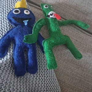 Rainbow Friends Blue and Green PDF Pattern. DIY felt softy Roblox toy. Easy  pattern with tutorial step by step. Great DIY gift for kids.
