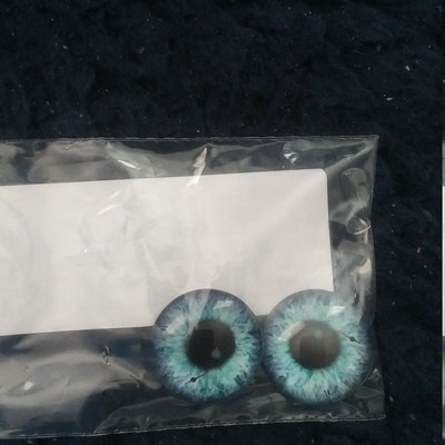 200pcs 50 Colors Doll Eyes Glass Cabochon 10mm Glass Dragon Eye Dome Evil Eye Cat Owl Animal Cameo Dome Tiles For Clay Dolls Sculptures Doll Puppet An