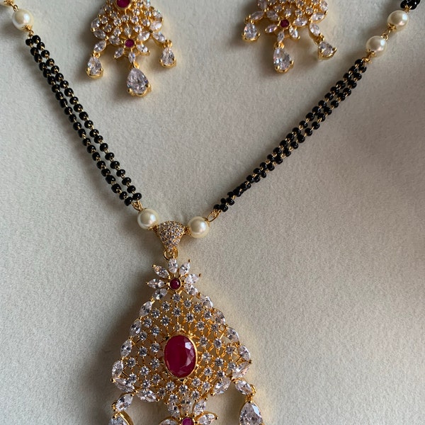 Tanuja Antique Gold & Pearl Maharani Earrings main image 0