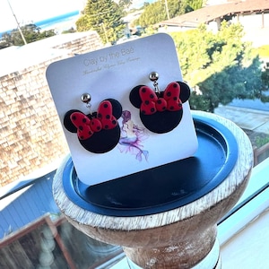 Stefani added a photo of their purchase