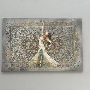 Mondana added a photo of their purchase
