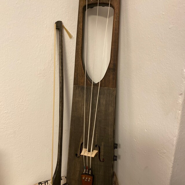 Tagelharpa Volume and Tone Electric /acoustic Viking Violin