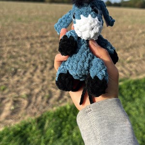 Lara added a photo of their purchase