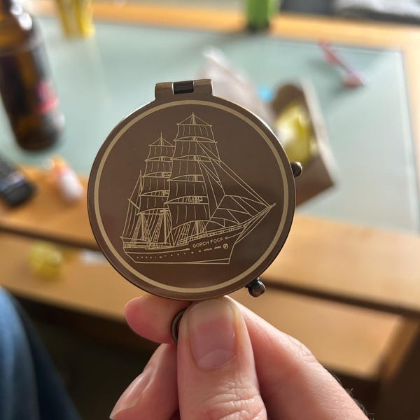 Persönlicher Kompass Mit Lederetui – Messing, 50 Mm, Gravierter Spruch, Geschenk Für Sohn & Enkel
