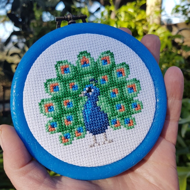 孔雀のクロスステッチパターンPDF - 孔雀の刺繍 - 即時ダウンロード
